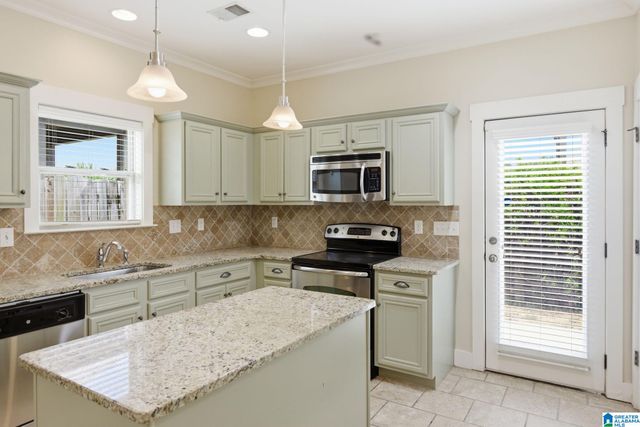 1045 CRAWFORD COURT, Chelsea, AL 35043