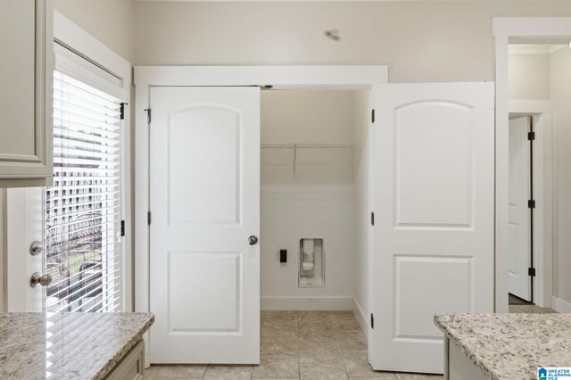 1045 CRAWFORD COURT, Chelsea, AL 35043