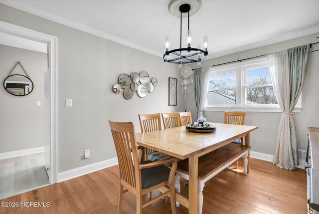 49 7th Street, Belford, NJ 07718