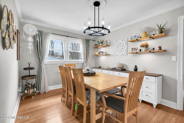 49 7th Street, Belford, NJ 07718