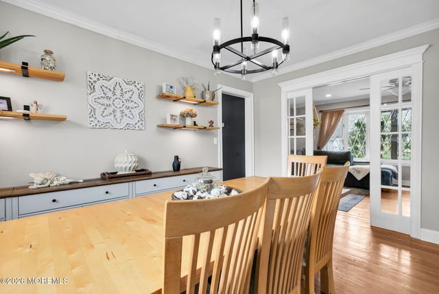 49 7th Street, Belford, NJ 07718