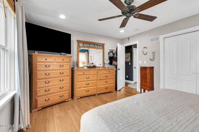 49 7th Street, Belford, NJ 07718