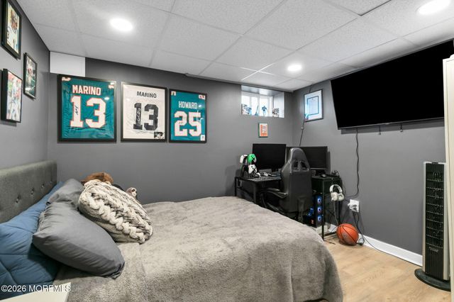 49 7th Street, Belford, NJ 07718