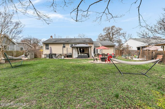 49 7th Street, Belford, NJ 07718