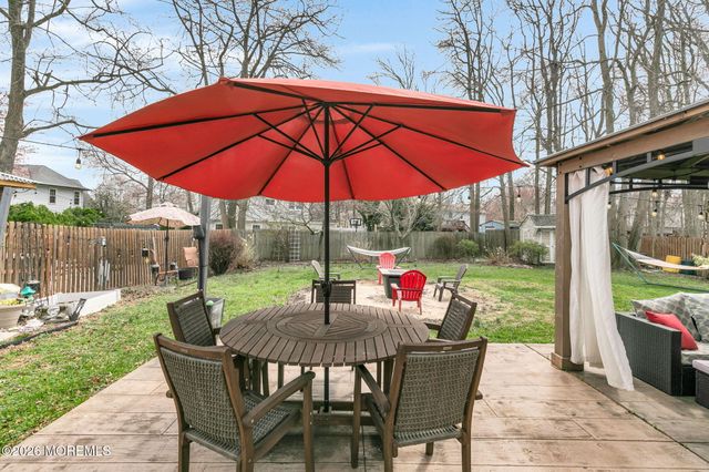 49 7th Street, Belford, NJ 07718