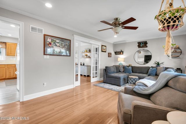 49 7th Street, Belford, NJ 07718