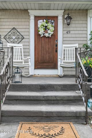 49 7th Street, Belford, NJ 07718