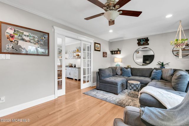 49 7th Street, Belford, NJ 07718