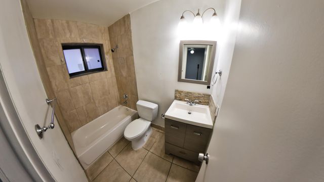 2620 SW 32nd Avenue, Miami, FL 33133