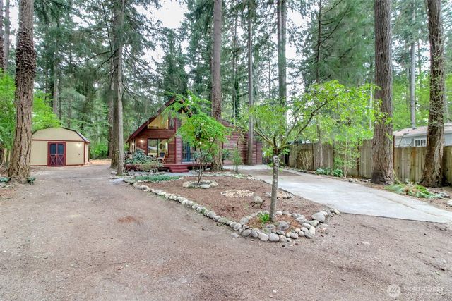 16900 Kalmia Court SE, Yelm, WA 98597