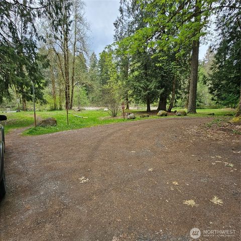 16900 Kalmia Court SE, Yelm, WA 98597
