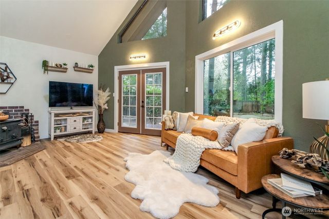 16900 Kalmia Court SE, Yelm, WA 98597