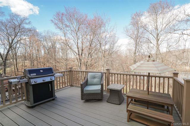 20 Deforest Drive, Cortlandt Manor, NY 10567