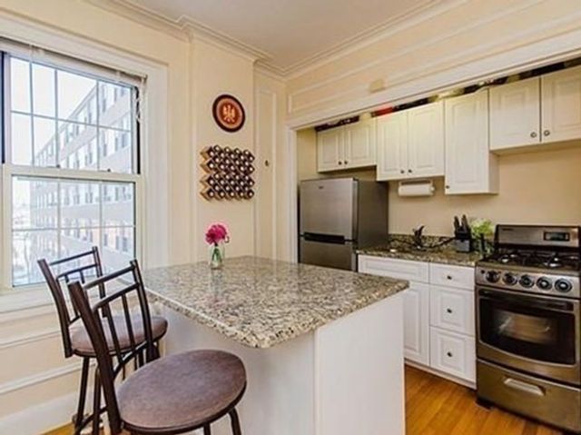 1450 Beacon Street 504, Brookline, MA 02446