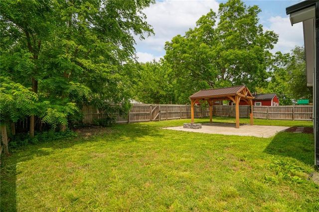 606 Retan Avenue, Osawatomie, KS 66064
