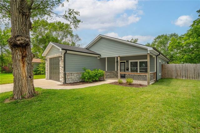 606 Retan Avenue, Osawatomie, KS 66064