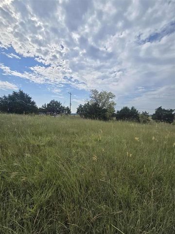 2900 E County Road 76 Road, Guthrie, OK 73044