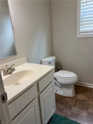709 Kilby AVE, Suffolk, VA 23434