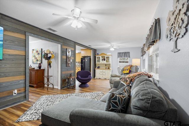 535 CR 183, Carthage, TX 75633