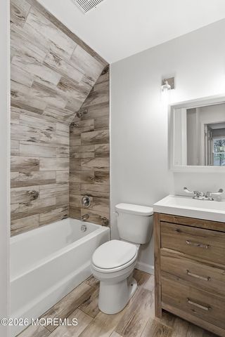 104 Molina Court, Manchester, NJ 08759