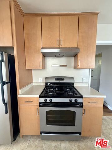 1504 Ocean Park Boulevard, Santa Monica, CA 90405