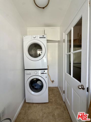 1504 Ocean Park Boulevard, Santa Monica, CA 90405