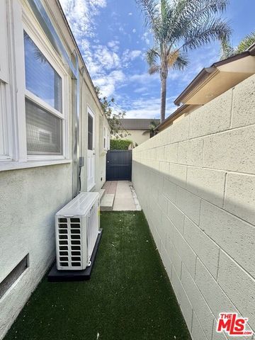 1504 Ocean Park Boulevard, Santa Monica, CA 90405