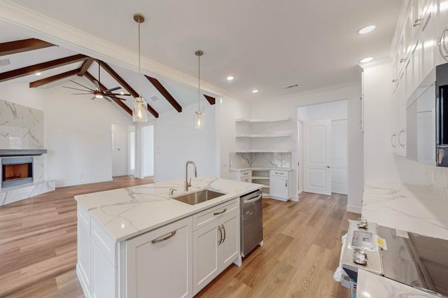1110 Norris Street, Commerce, TX 75428