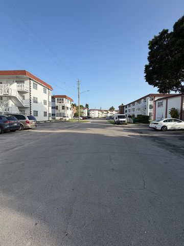 1310 NW 43rd Avenue NW 308, Lauderhill, FL 33313