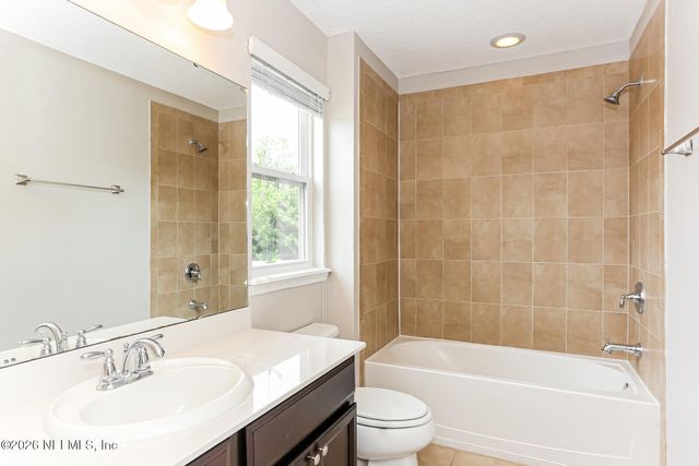 338 VINEYARD Lane, Orange Park, FL 32073