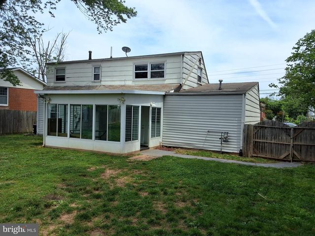 9717 LOMOND DR, Manassas, VA 20109