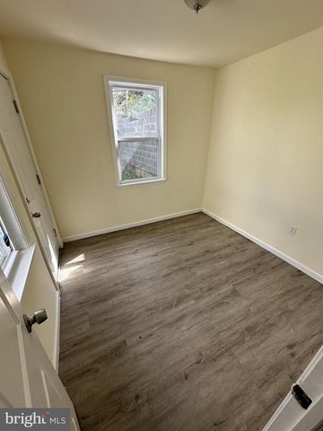 2115 WAKELING ST, Philadelphia, PA 19124