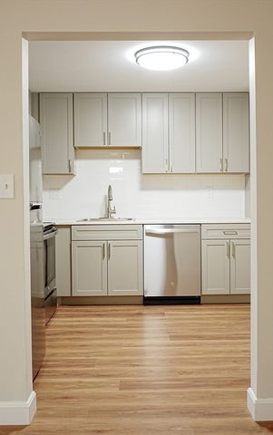 1321 Worcester Rd 501, Framingham, MA 01701