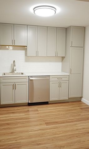 1321 Worcester Rd 501, Framingham, MA 01701