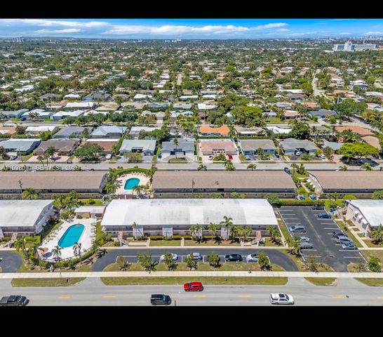 2111 NE 56th Street 206, Fort Lauderdale, FL 33308