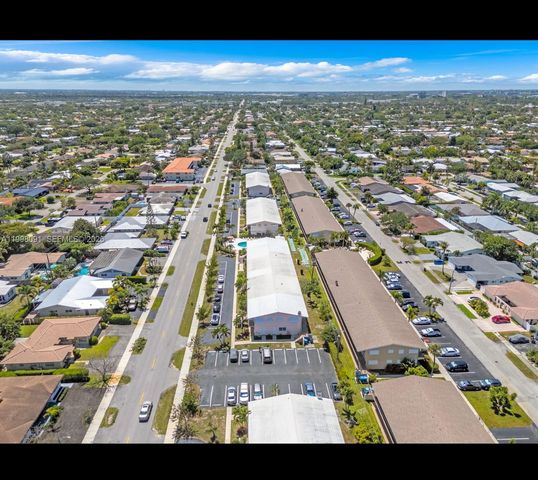 2111 NE 56th Street 206, Fort Lauderdale, FL 33308