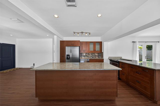 1445 NE 1st Avenue, Fort Lauderdale, FL 33304