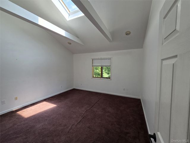 1433 Route 208, Washingtonville, NY 10992