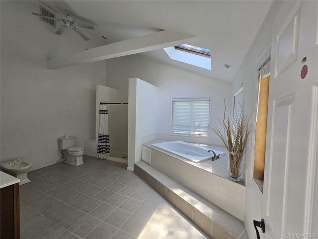 1433 Route 208, Washingtonville, NY 10992