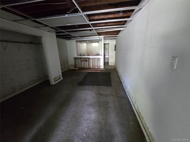 1433 Route 208, Washingtonville, NY 10992