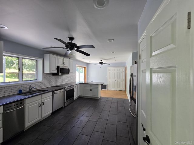 1433 Route 208, Washingtonville, NY 10992