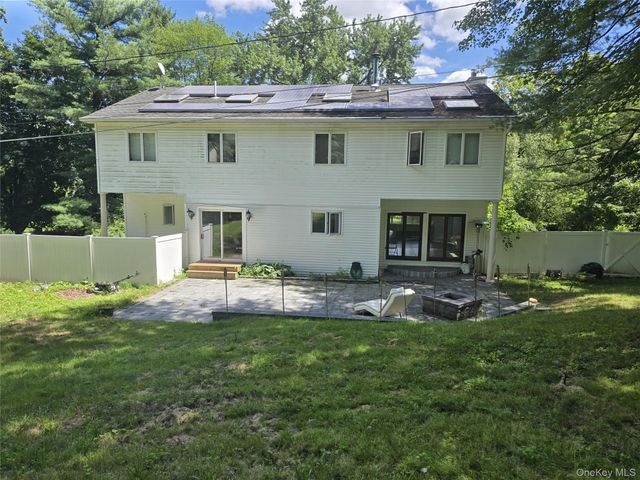 1433 Route 208, Washingtonville, NY 10992
