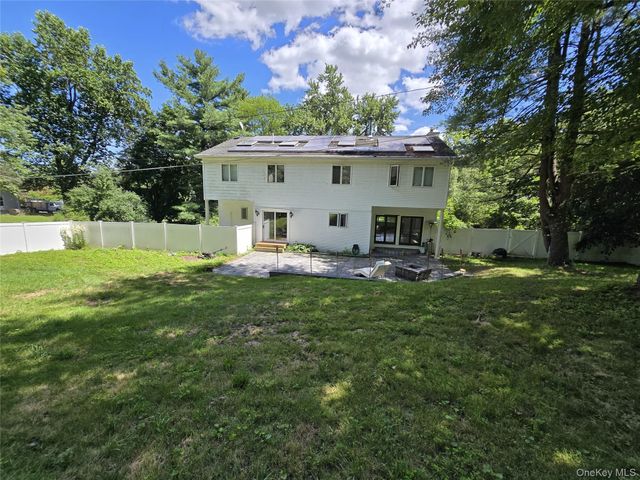 1433 Route 208, Washingtonville, NY 10992
