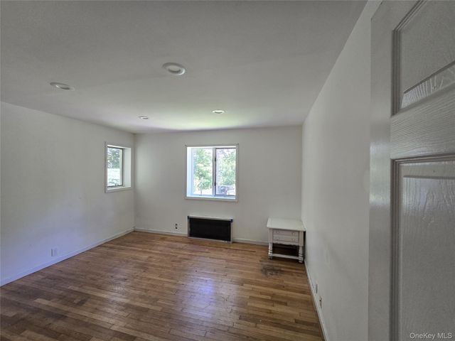 1433 Route 208, Washingtonville, NY 10992