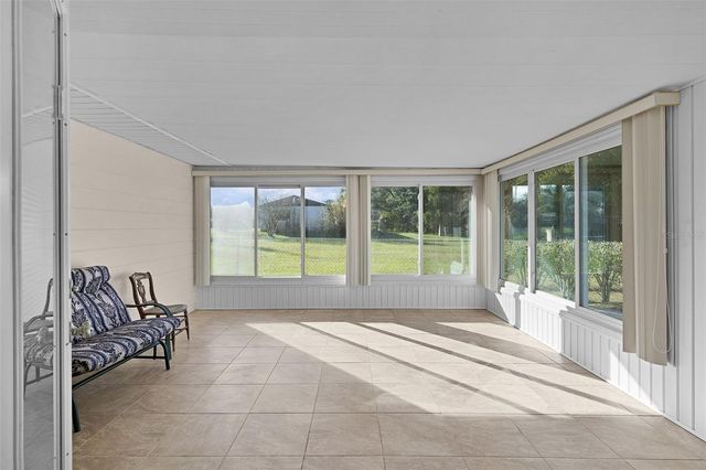 602 FOURTH AVENUE, Lady Lake, FL 32159