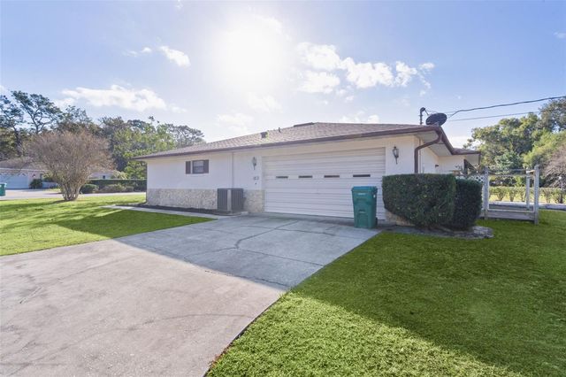 602 FOURTH AVENUE, Lady Lake, FL 32159