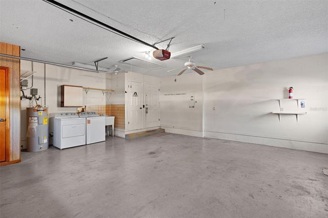 602 FOURTH AVENUE, Lady Lake, FL 32159