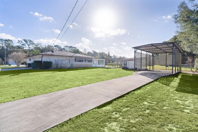 602 FOURTH AVENUE, Lady Lake, FL 32159