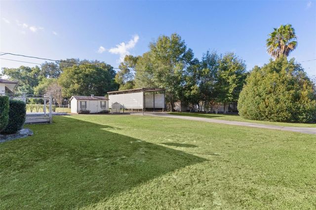 602 FOURTH AVENUE, Lady Lake, FL 32159