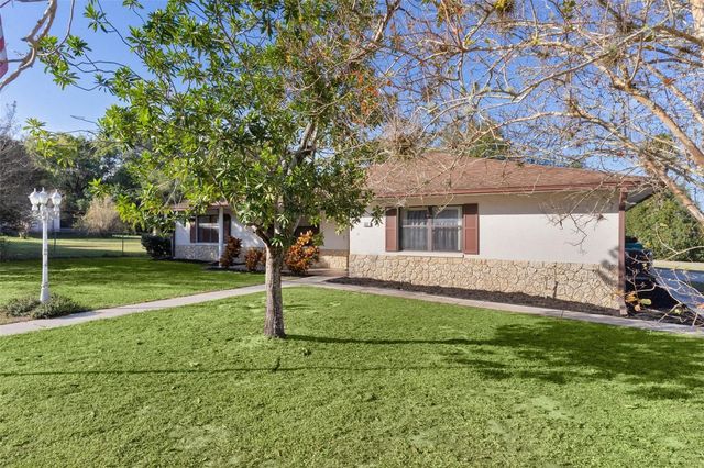 602 FOURTH AVENUE, Lady Lake, FL 32159